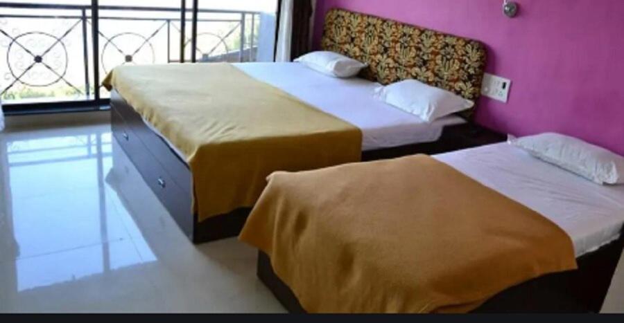 Hotel Manasi Inn Satara Extérieur photo